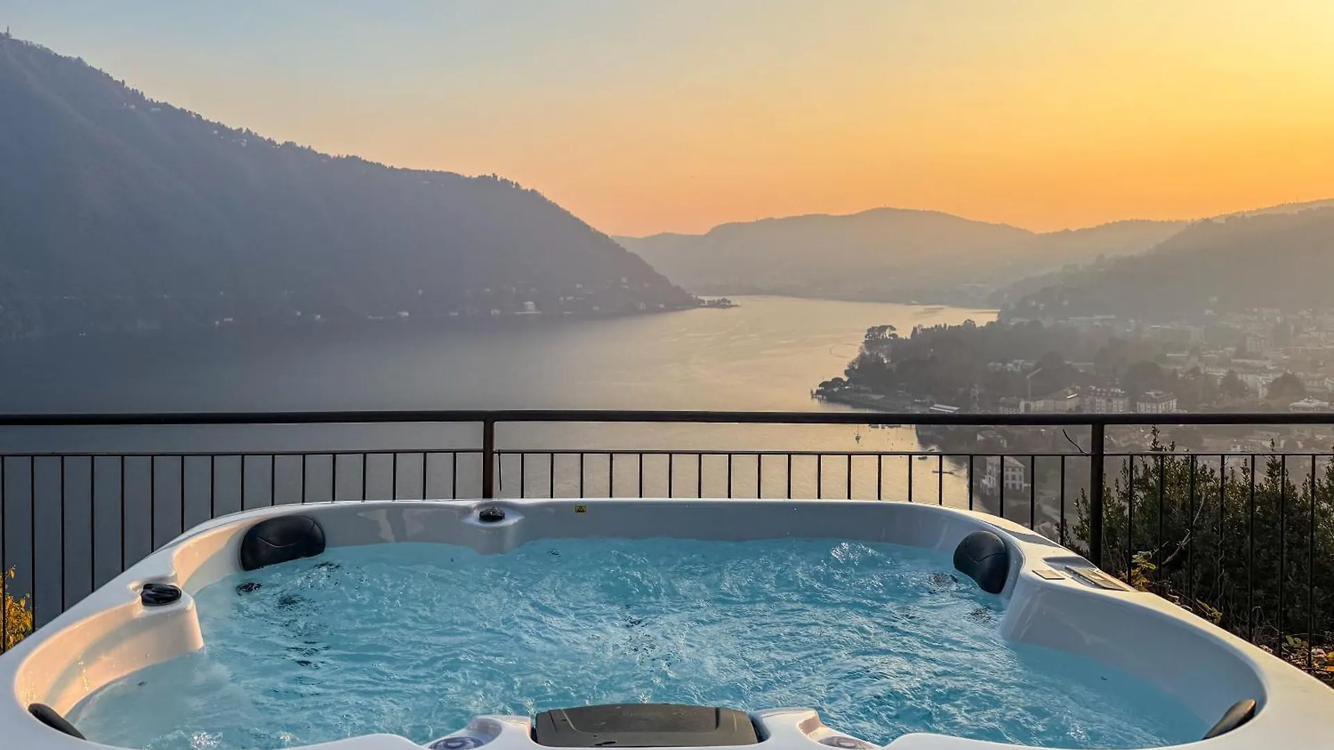 Villa Amazing Lake View With Jacuzzi, Private Garden And Gym contacts